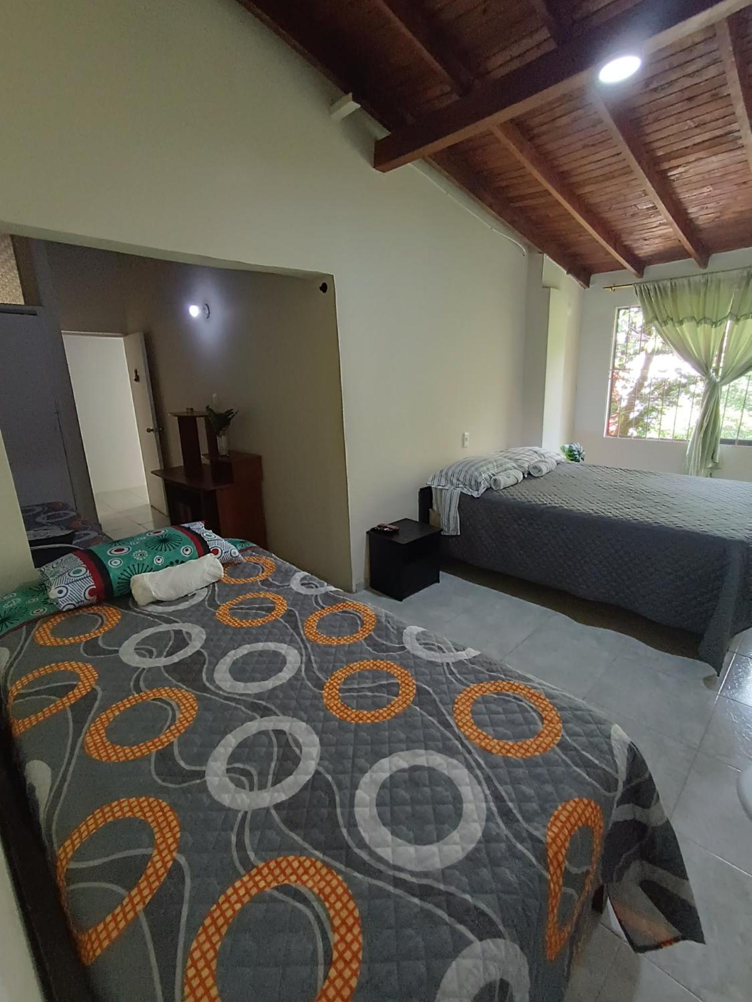 Pa Pasiar Hostal Μεντεγίν Δωμάτιο φωτογραφία
